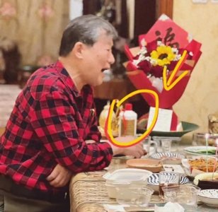 车晓罕见发文,为母亲王丽云庆祝70岁大寿,网友:简单的可思议