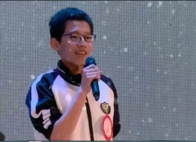 衡水中学演讲少年张锡峰:学霸还是败给了现实?