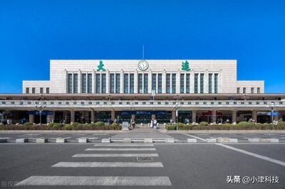 辽宁省大连市开往广东省广州市的特快列车,要行驶3200公里