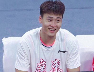 赵睿的篮球生涯和财富秘密揭秘:广东男篮的黄金儿子