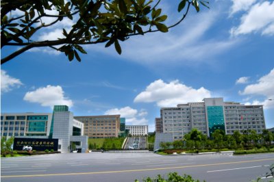 喜从天降!湖南一二本院校将升一本,学生:校名还不改么?