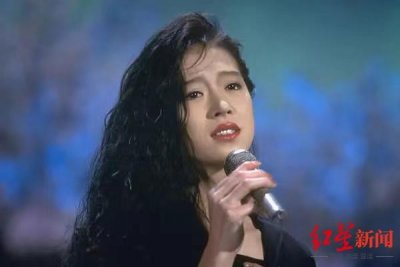 57岁日本“元祖歌姬”中森明菜宣布复出!经典发型曾引发模仿潮