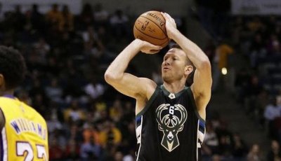 诺瓦克:一直梦想着能为雄鹿效力