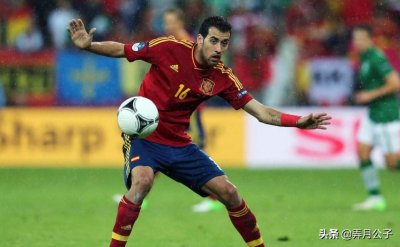 稳坐西班牙国家队和巴萨主力的布斯克茨,为何总被球迷称作混子?
